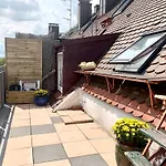 Schoene Dachgeschoss-Maisonette Wohnung